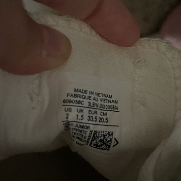 Leather converse - Picture 6 of 6